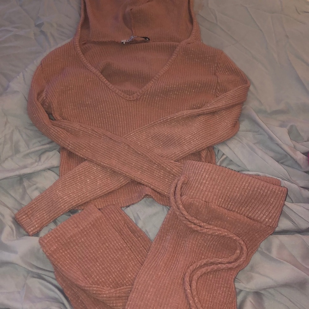 Fashion nova set size small